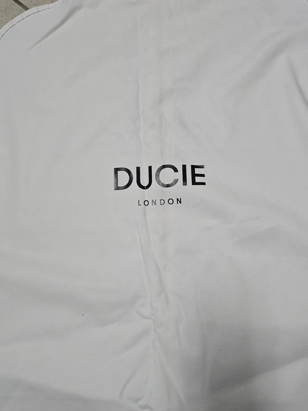 Ducie garment bag